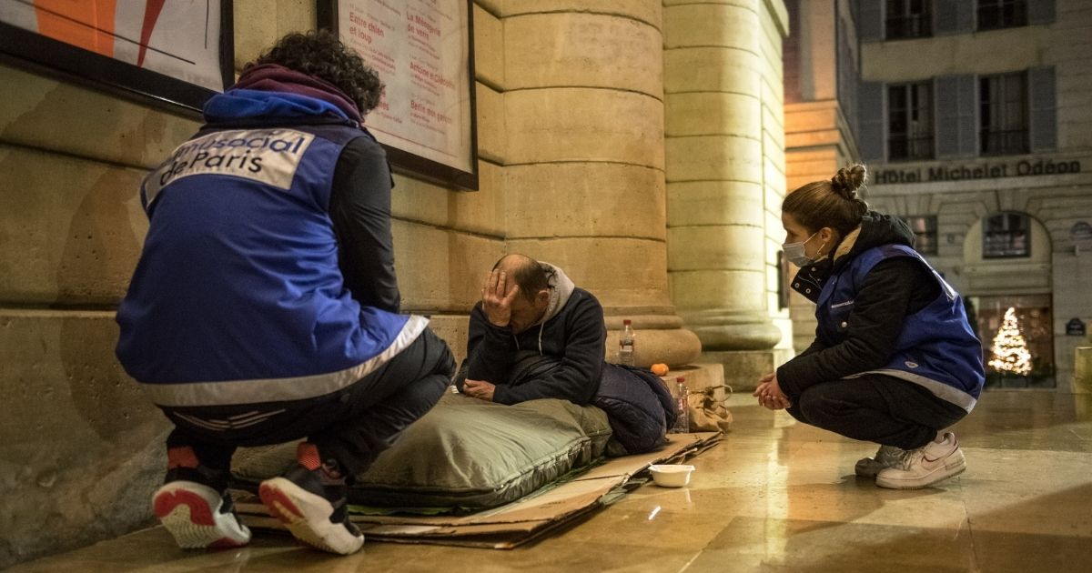 Seniors à la rue