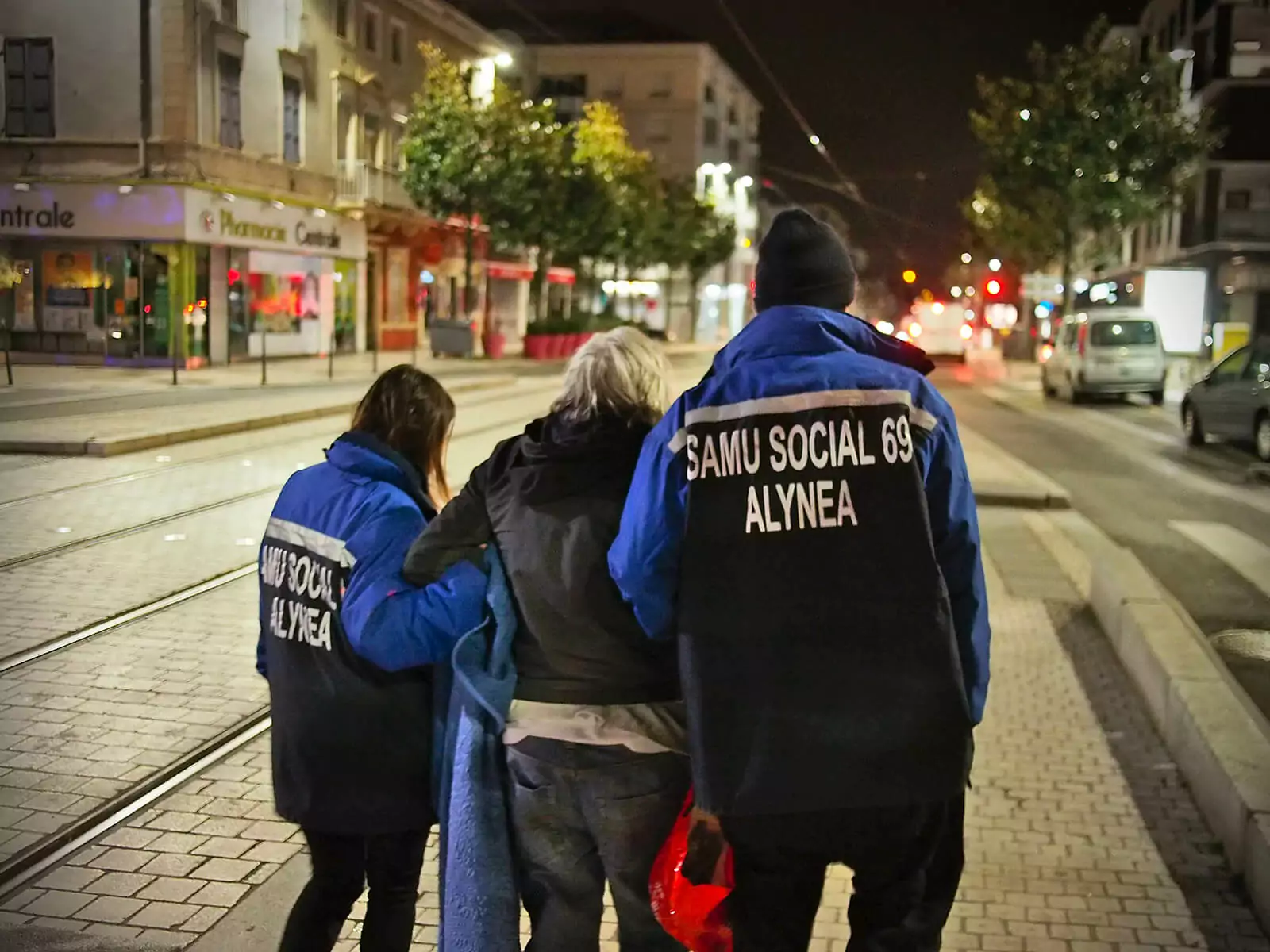 Fortes chaleurs : le Samusocial de Paris se mobilise