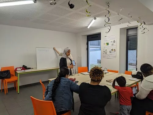 Nata : Une application innovante pour un suivi de grossesse personnalisé et accessible | Samusocial de Paris